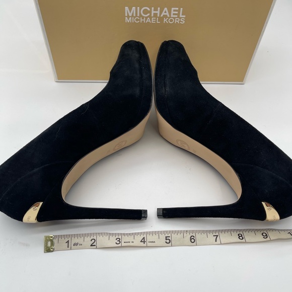 Michael Kors Suede Pumps - Picture 5 of 8